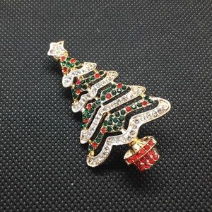 Christmas tree brooch